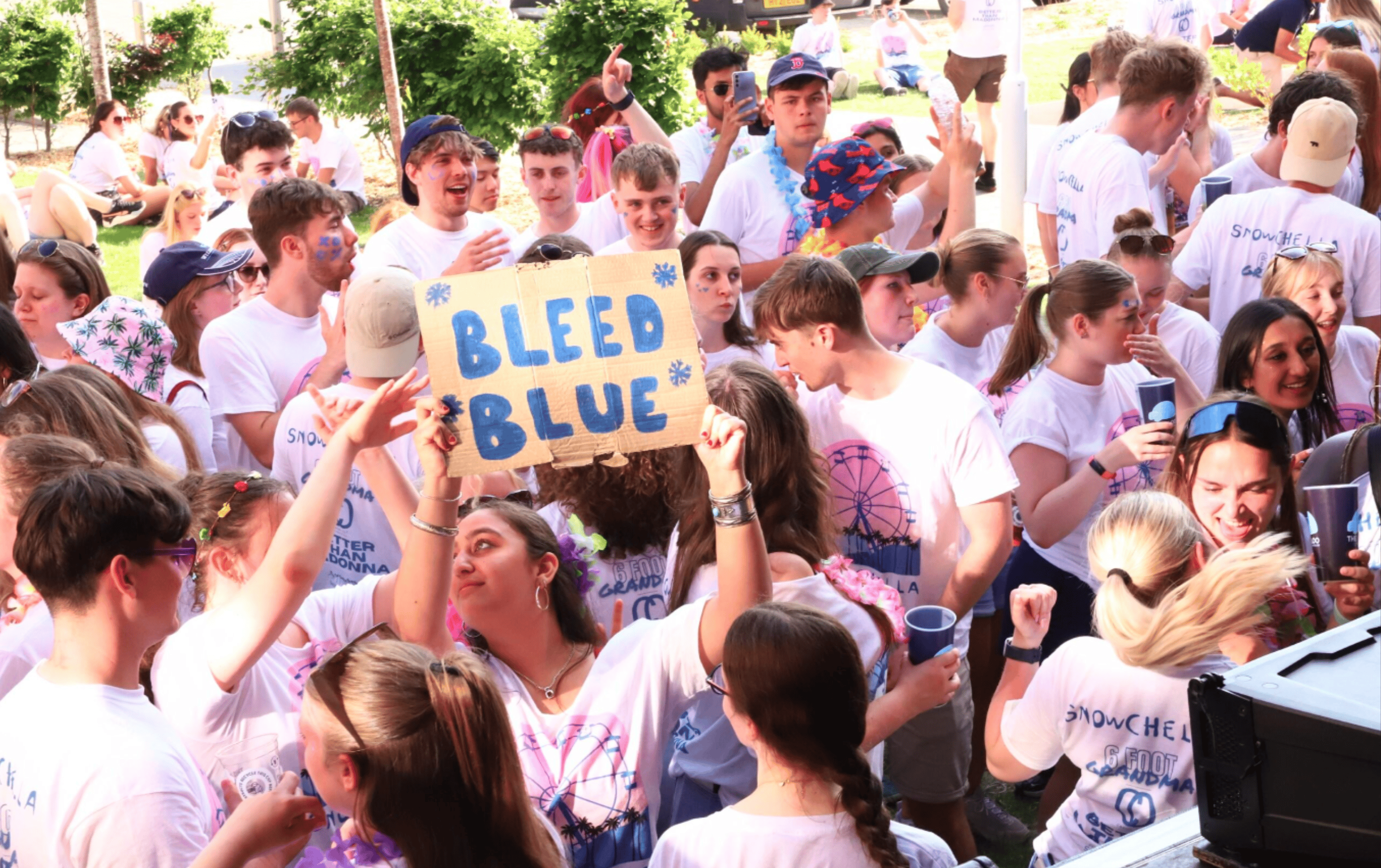 Snow day Photo of students in a crowd watching music