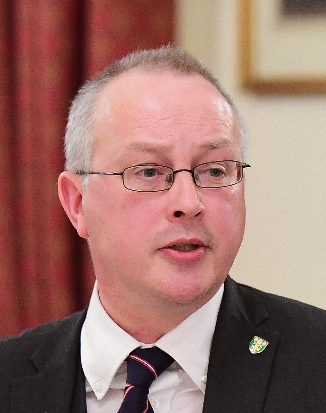 Headshot of Michael Snape